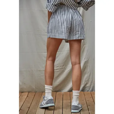 L8492B | Woven Cotton Striped Wide Leg Shorts Ivory Navy