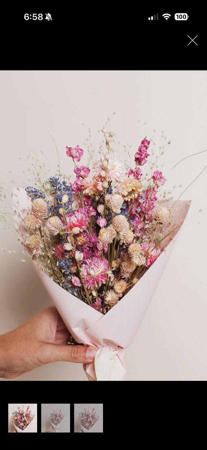 spring field small bouquet