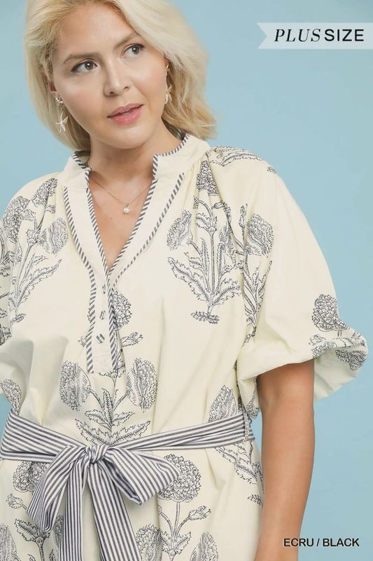 Women's Plus Size Ecru/ Black Floral Print V-Neck Maxi Dress