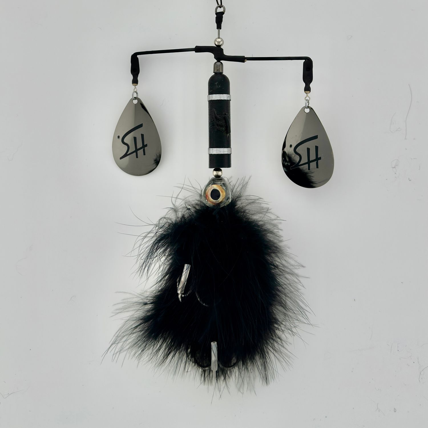 Back In Black Marabou, Size: 10 blade