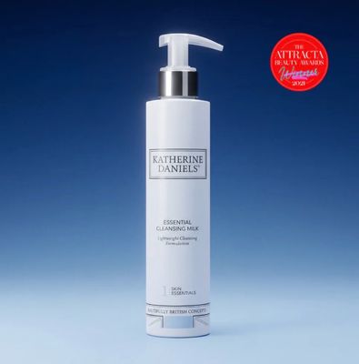 Essential Cleansing Milk 200ml