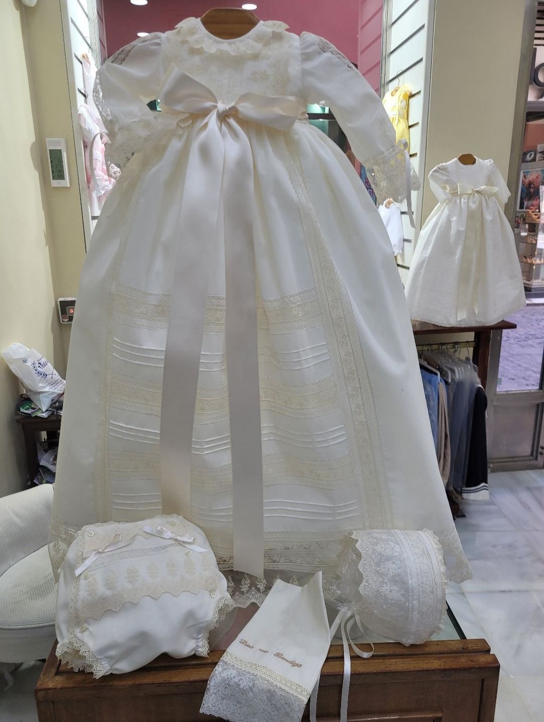 Batón de bautizo Lola