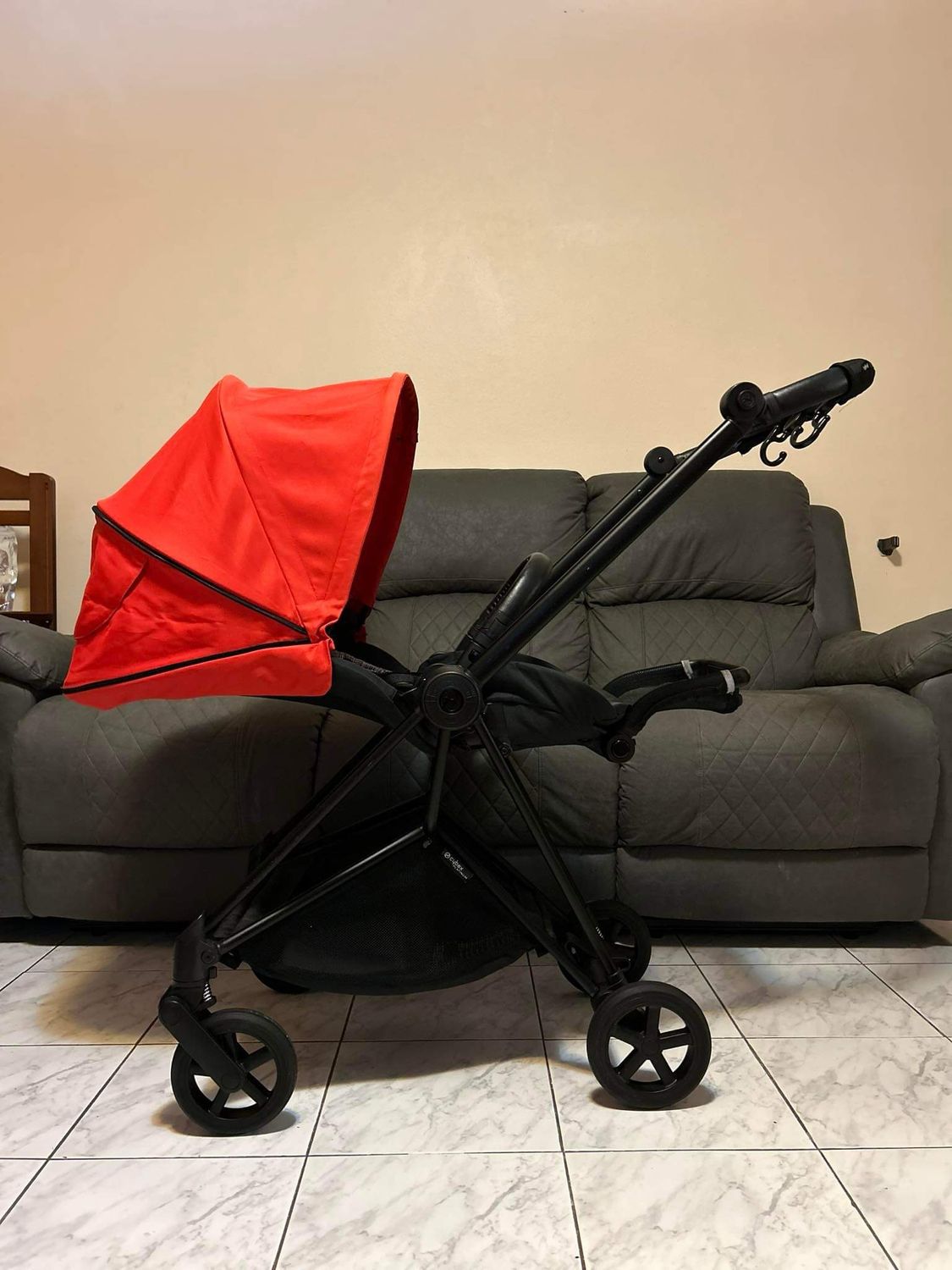 Cybex Iris ,Cybex Mios (up to 25 kg) or Icoo Pluto(up to 45 kg) Luxury Stroller