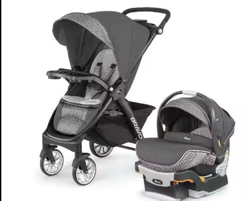 Chicco Bravo Travel System 