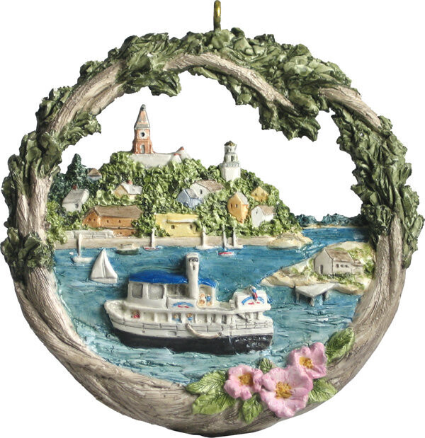 2001 Marblehead Annual Ornament - The Hannah Glover 2001 Marblehead Annual Ornament - The Hannah Glover