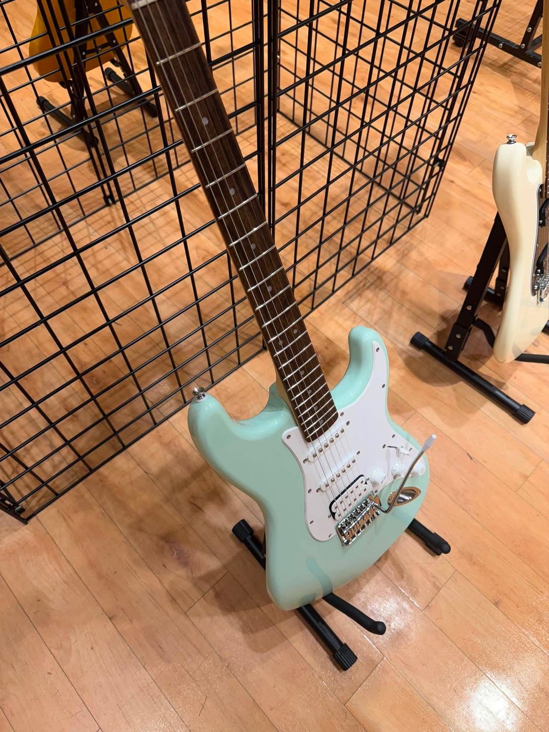 Squier Sonic Strat