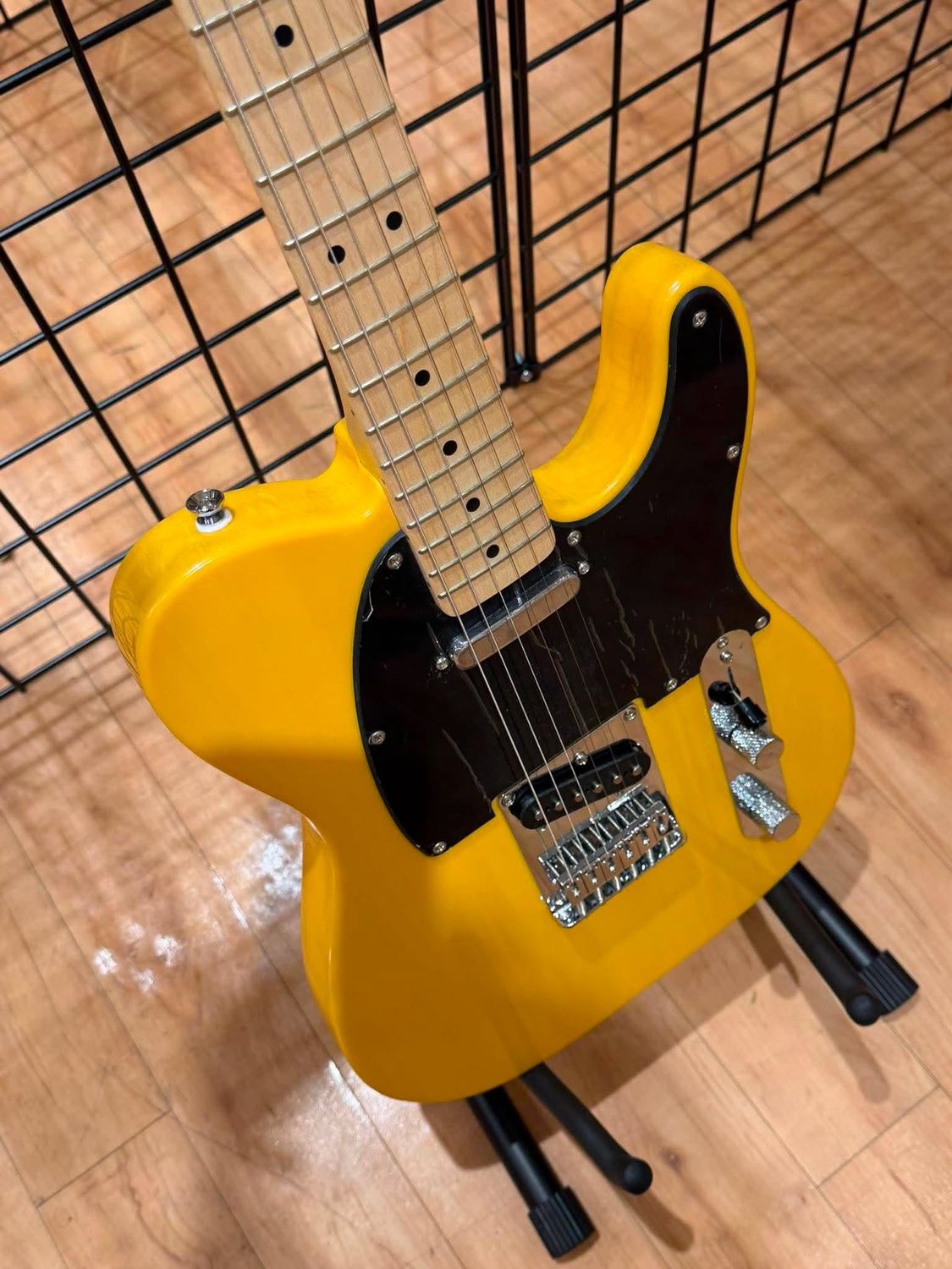 SONIC TELE Butterscotch