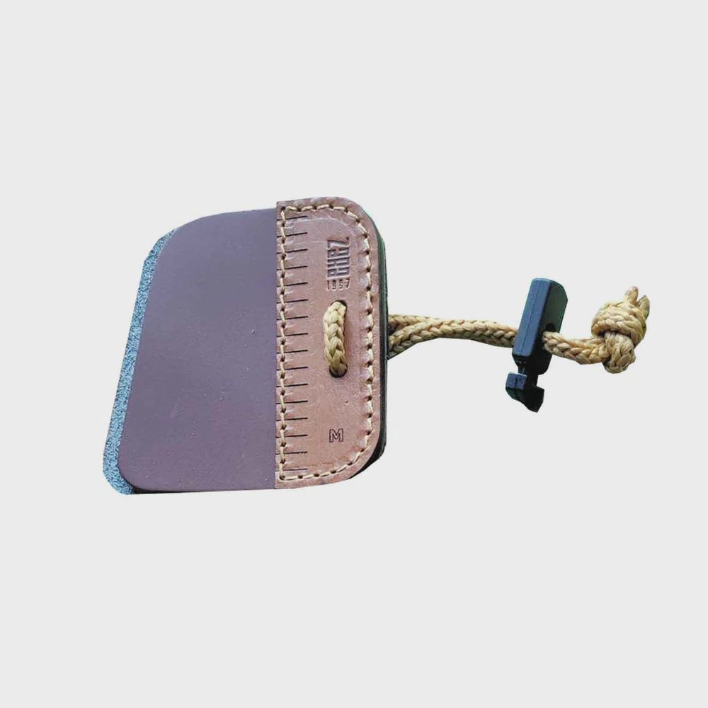 ZARA CLASSIC BARE BOW TAB WITH LEATHER FACE