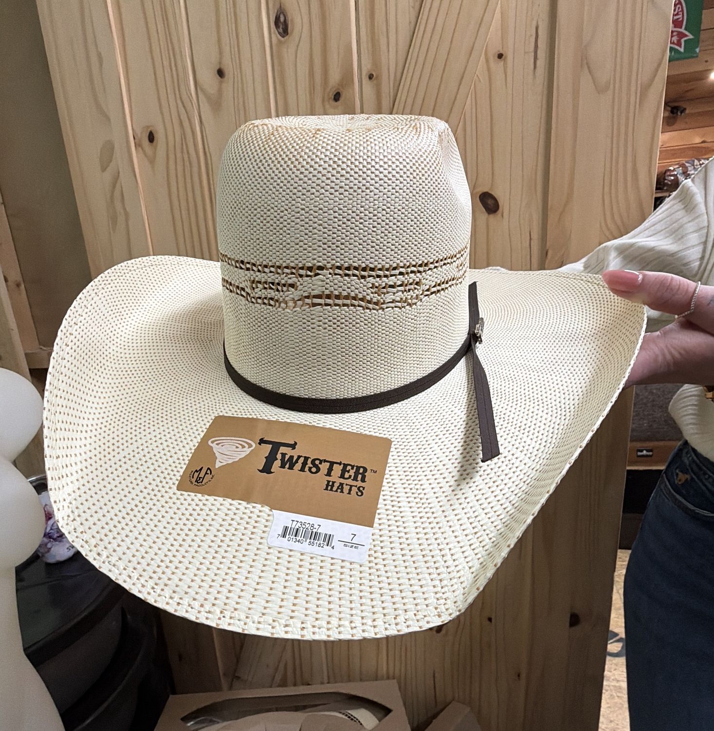 Hat Bangora - T73528