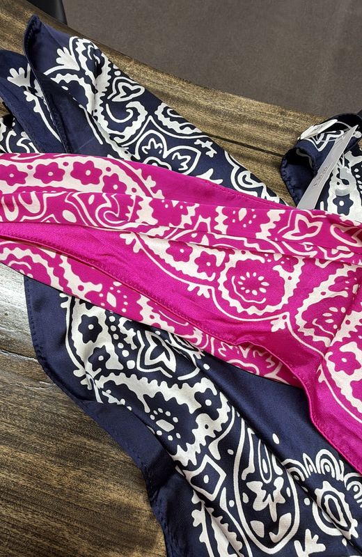 Neckware