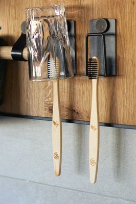 Zahnbürstenhalter , Schwarz