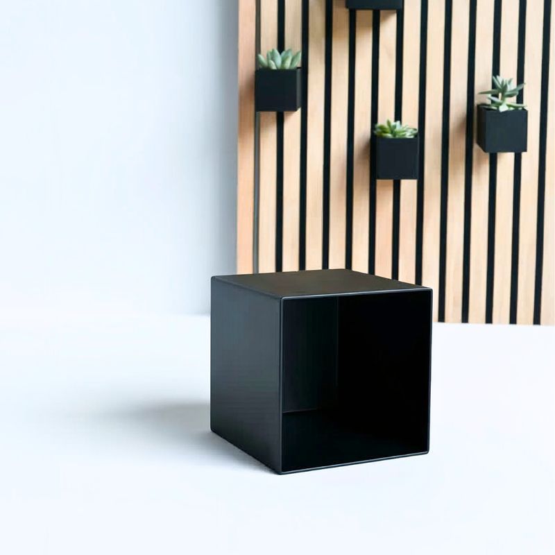 Cube container Cube container