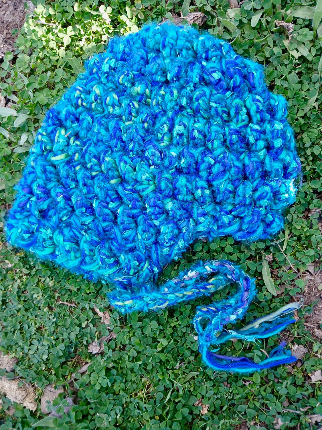 MYSTICAL Sea Green Crochet Love Beanie with ties