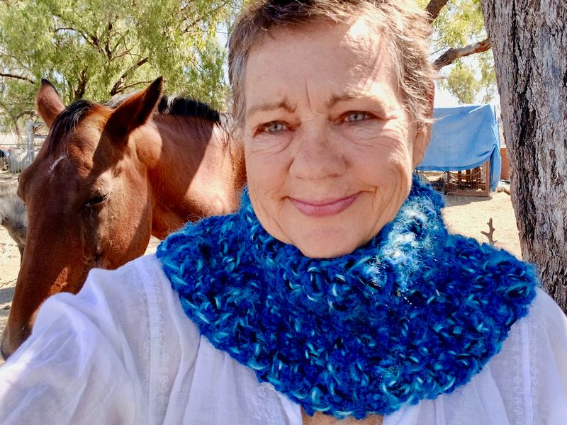 TREASURE Soft Crochet WARM Shoulder &amp; neck Snug- So soft and warm