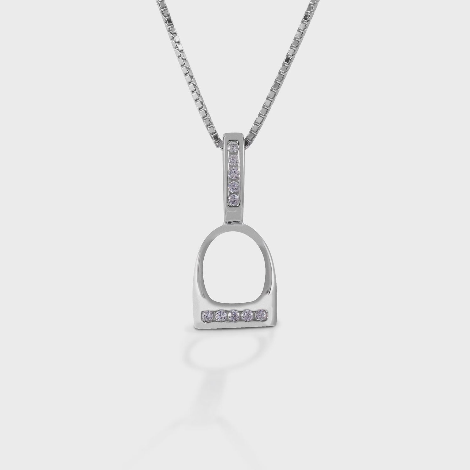 Kelly Herd Small English Stirrup Necklace