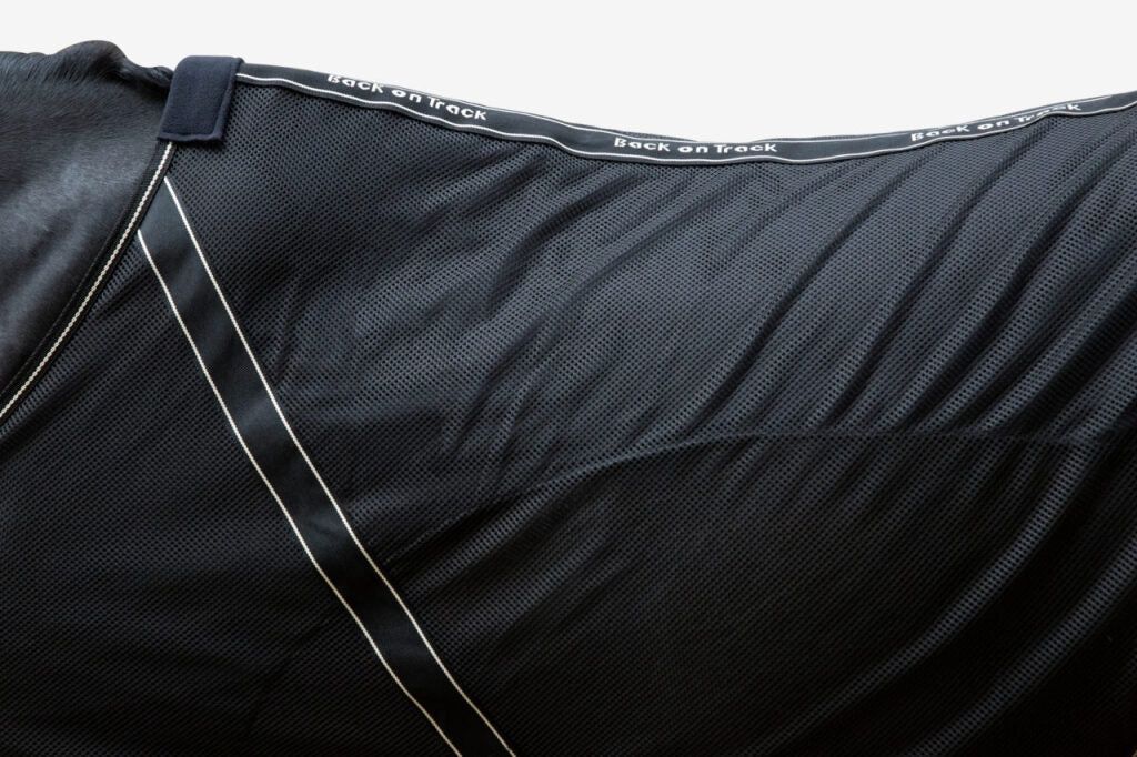 Sienna Mesh Cooler by Back on Track