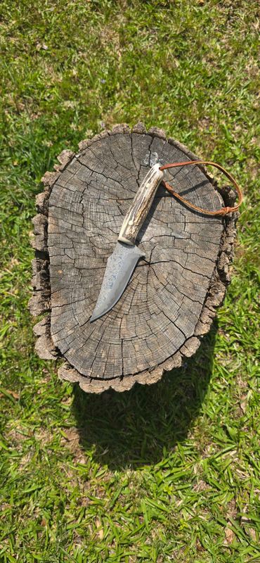 San Mia Damacus Woodsman