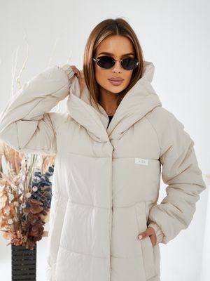 Пальто пуховик жіночий зимовий оверсайз з капюшоном. Колір молоко