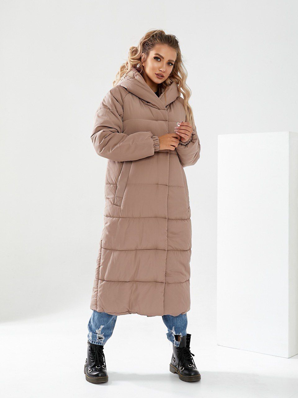 Довга тепла жіноча куртка/пальто зима. Колір кава з молоком