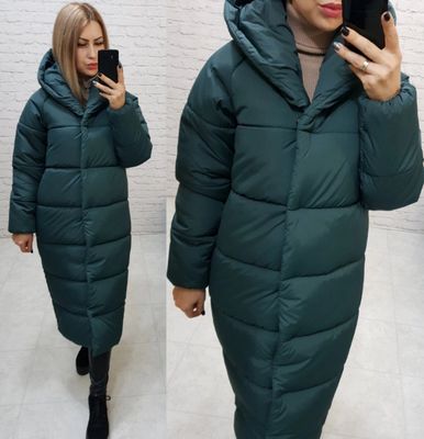 Жіноча зимова довга куртка з капюшоном. Колір пляшка