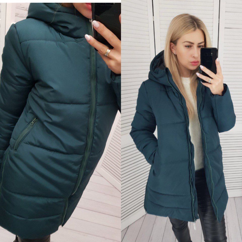 Зимова жіноча куртка середньої довжини. Колір зелений пляшковий