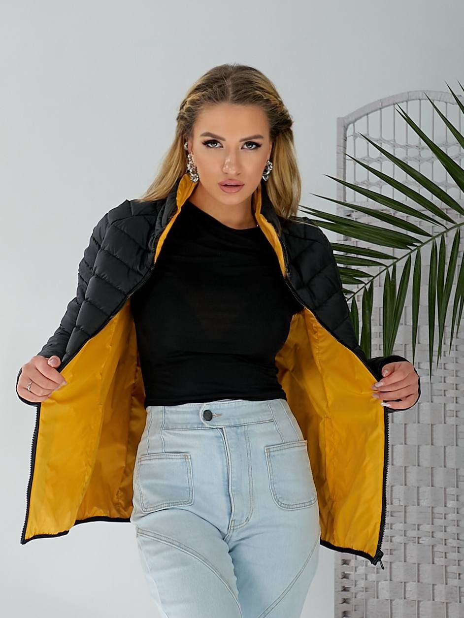 Жіноча демісезонна двостороння куртка. Колір чорний/гірчиця