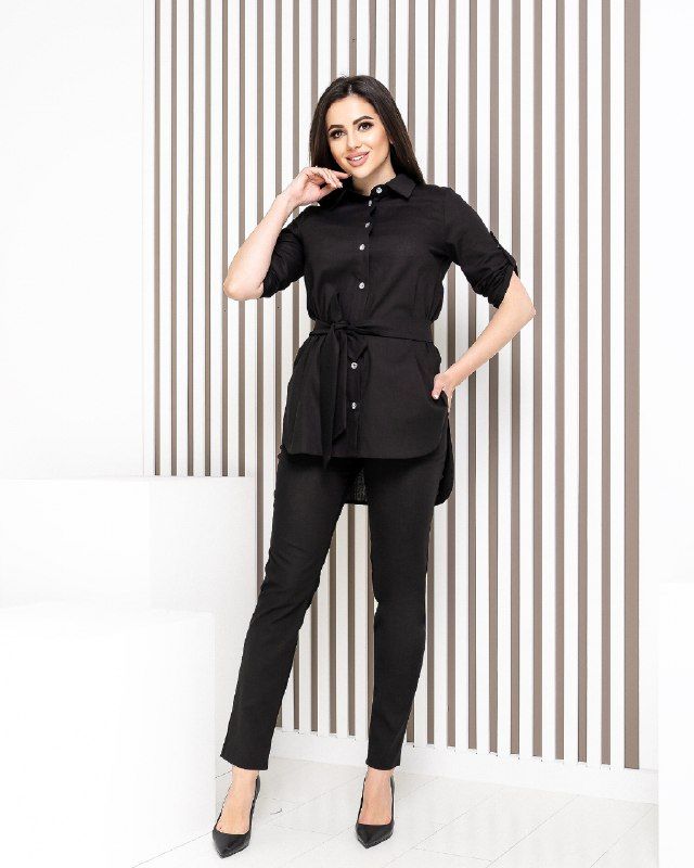 Літній жіночий чорний брючний лляний костюм