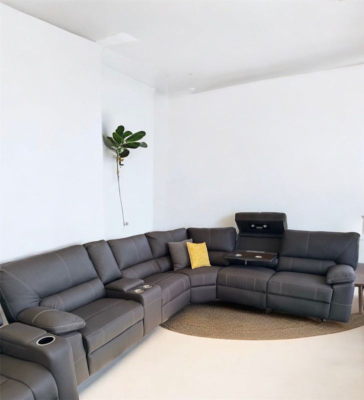 Franklin 5 Seater Modular