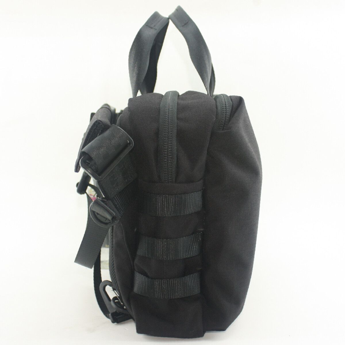 Mission Attaché
