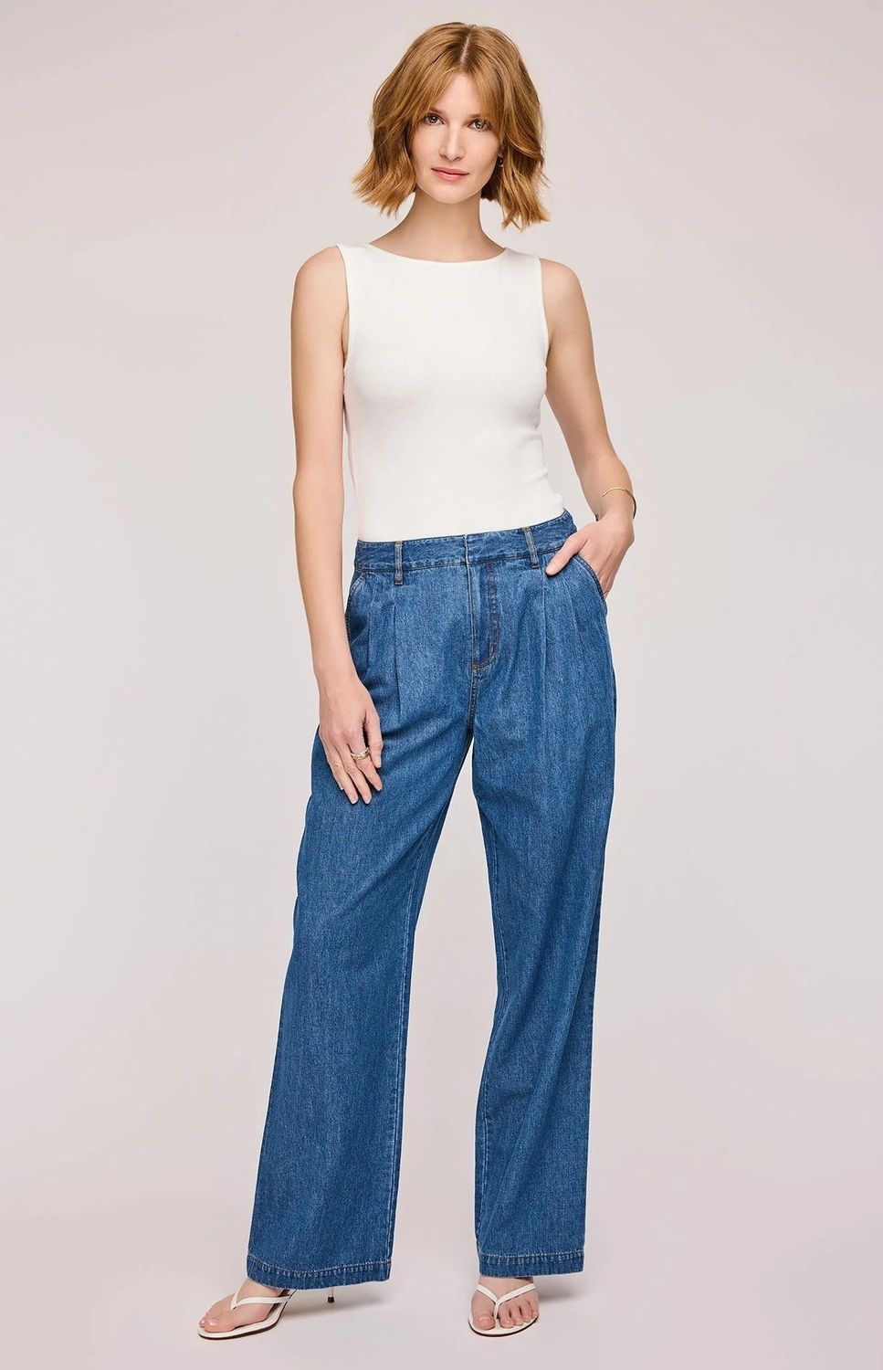 Naia Tank - White