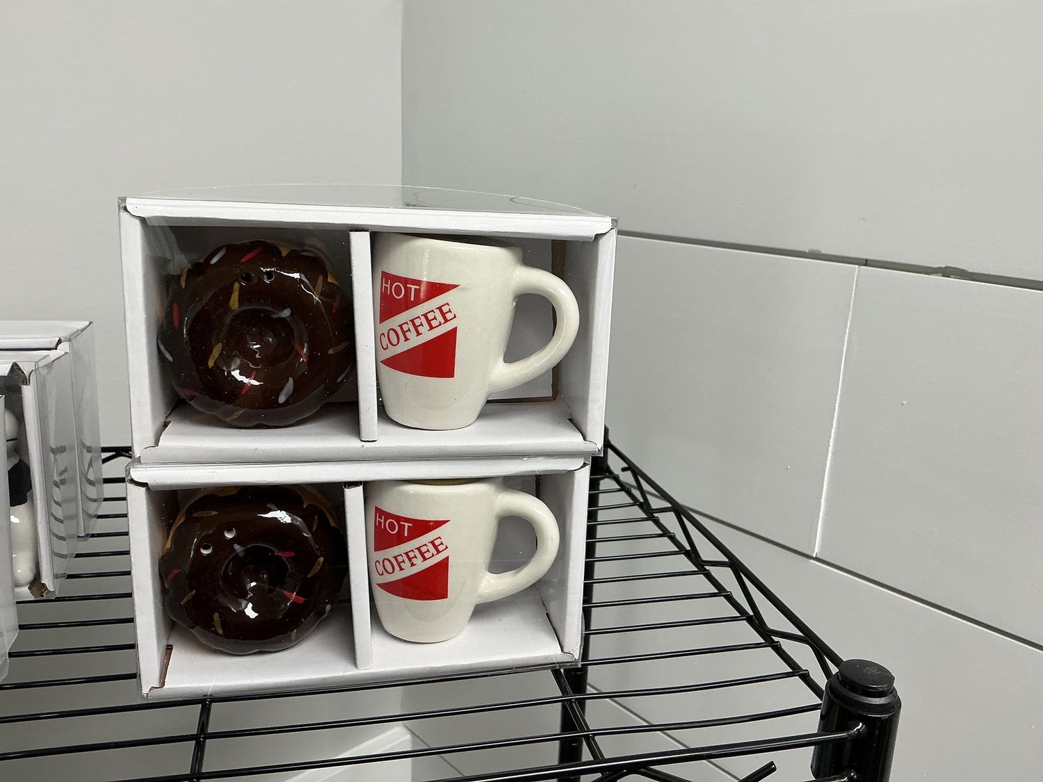 Coffee/Doughnut Shaker