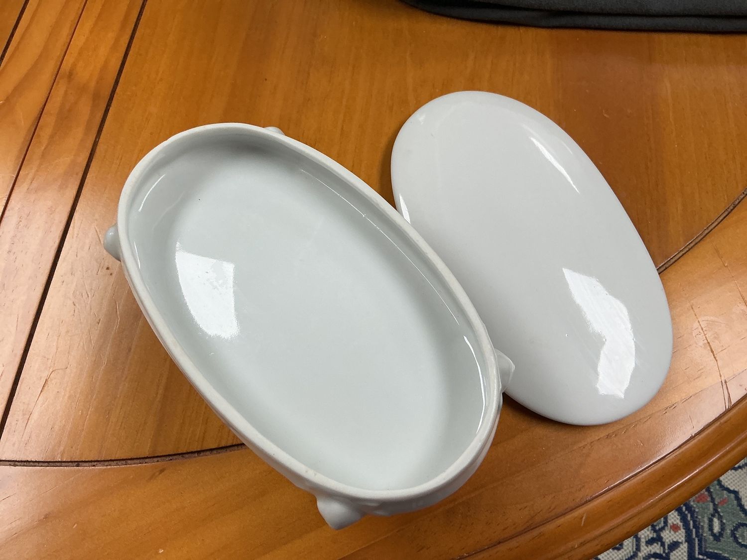 Oval Shaped Trinket