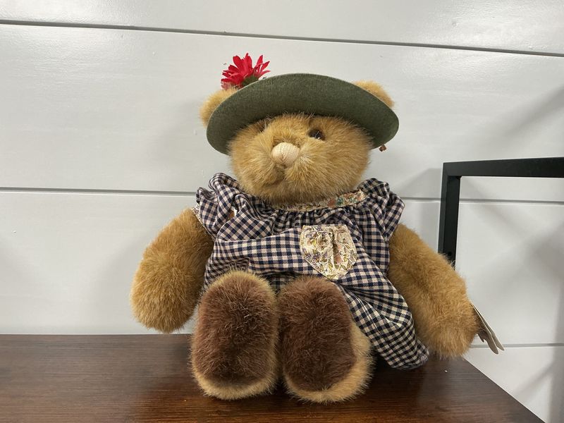 1985 Gund Bear