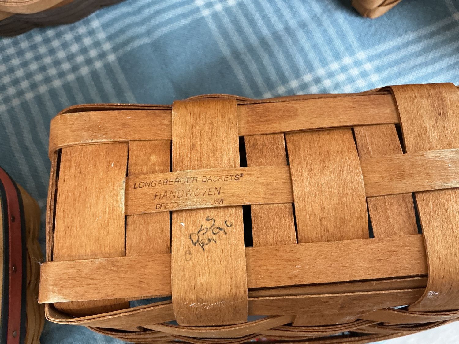 1990 wall basket small