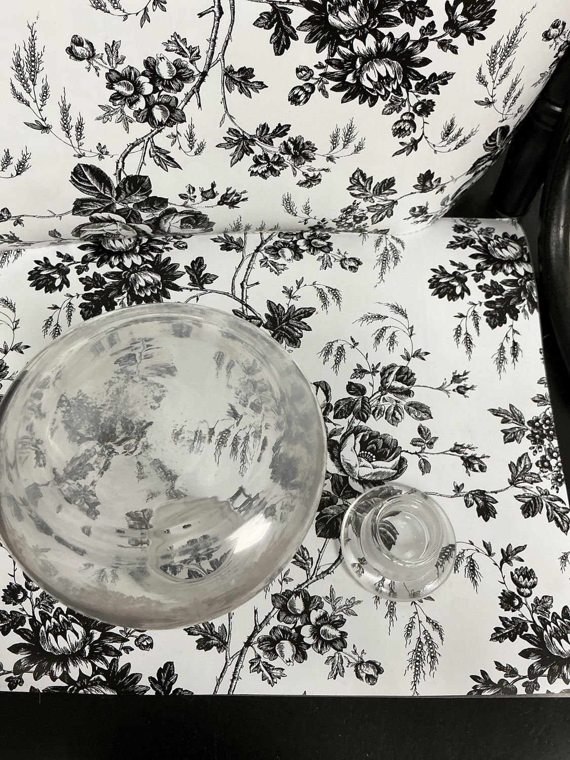 Apothecary jar