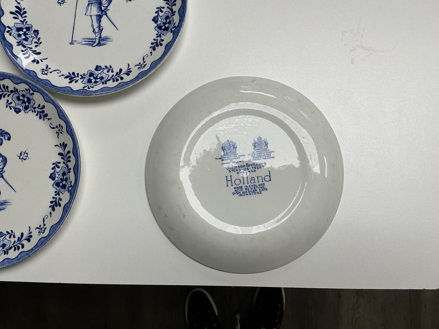 Holland Man plate set