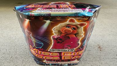 Miss Piggy Goes Bang