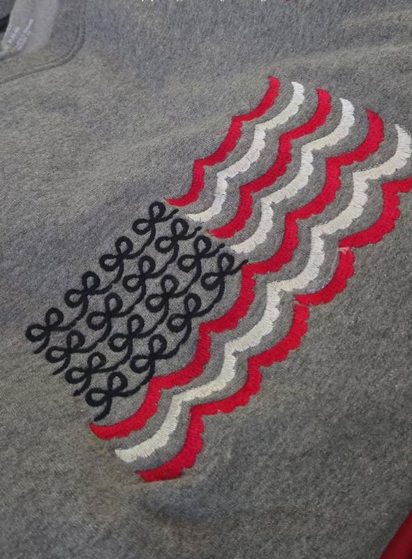 Americana Wave Bow Flag Sweatshirt