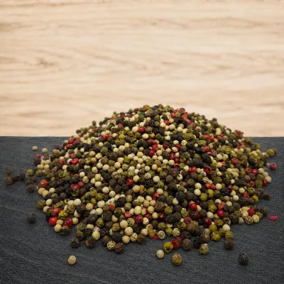 Pfeffer-Mix (bunte Pfefferkörner) 100 g Pfeffer-Mix (bunte Pfefferkörner) 100 g
