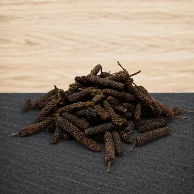langer Pfeffer Stangenpfeffer (piper longum) 50 g langer Pfeffer Stangenpfeffer (piper longum) 50 g