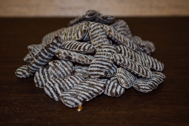 Müllers Salmiakstäbchen 140 g