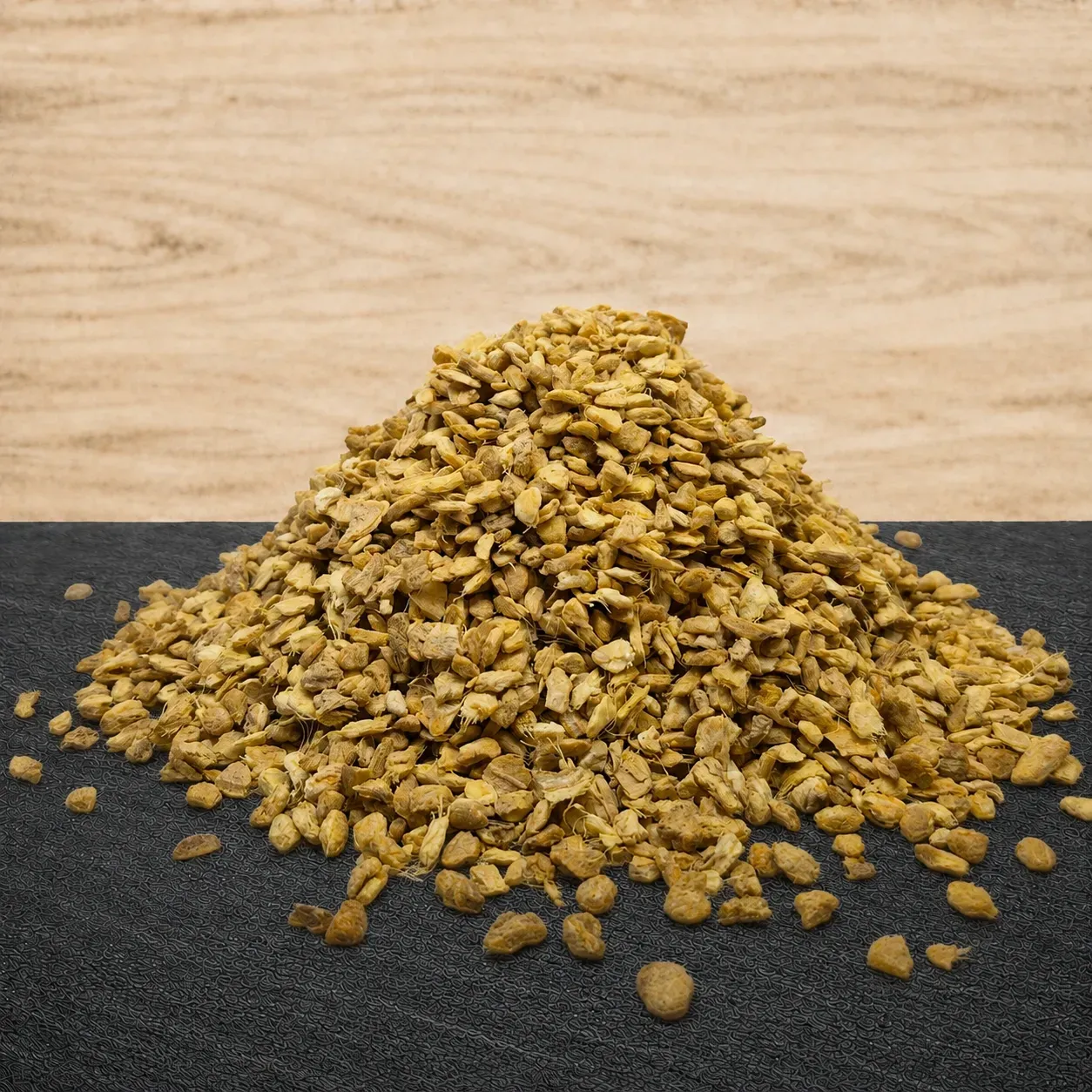 Ingwerwurzel geschält und geschnitten 100 g Ingwerwurzel geschält und geschnitten 100 g