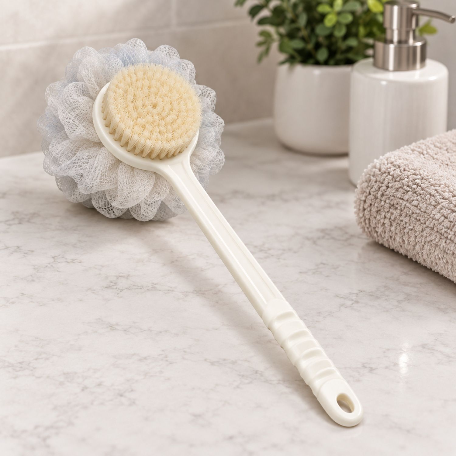 Body Brush with Handle {NVA-108} (200/cs)