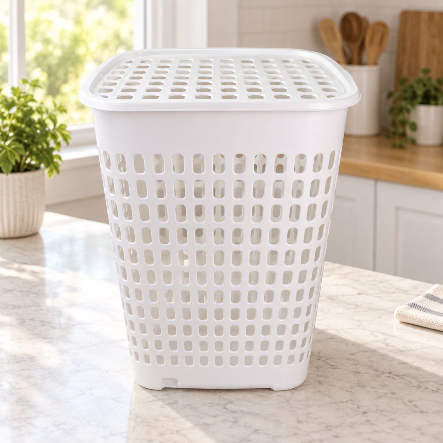 Canasta de Ropa con Tapa / Laundry Basket w/Lid {WF052307} (15/cs)