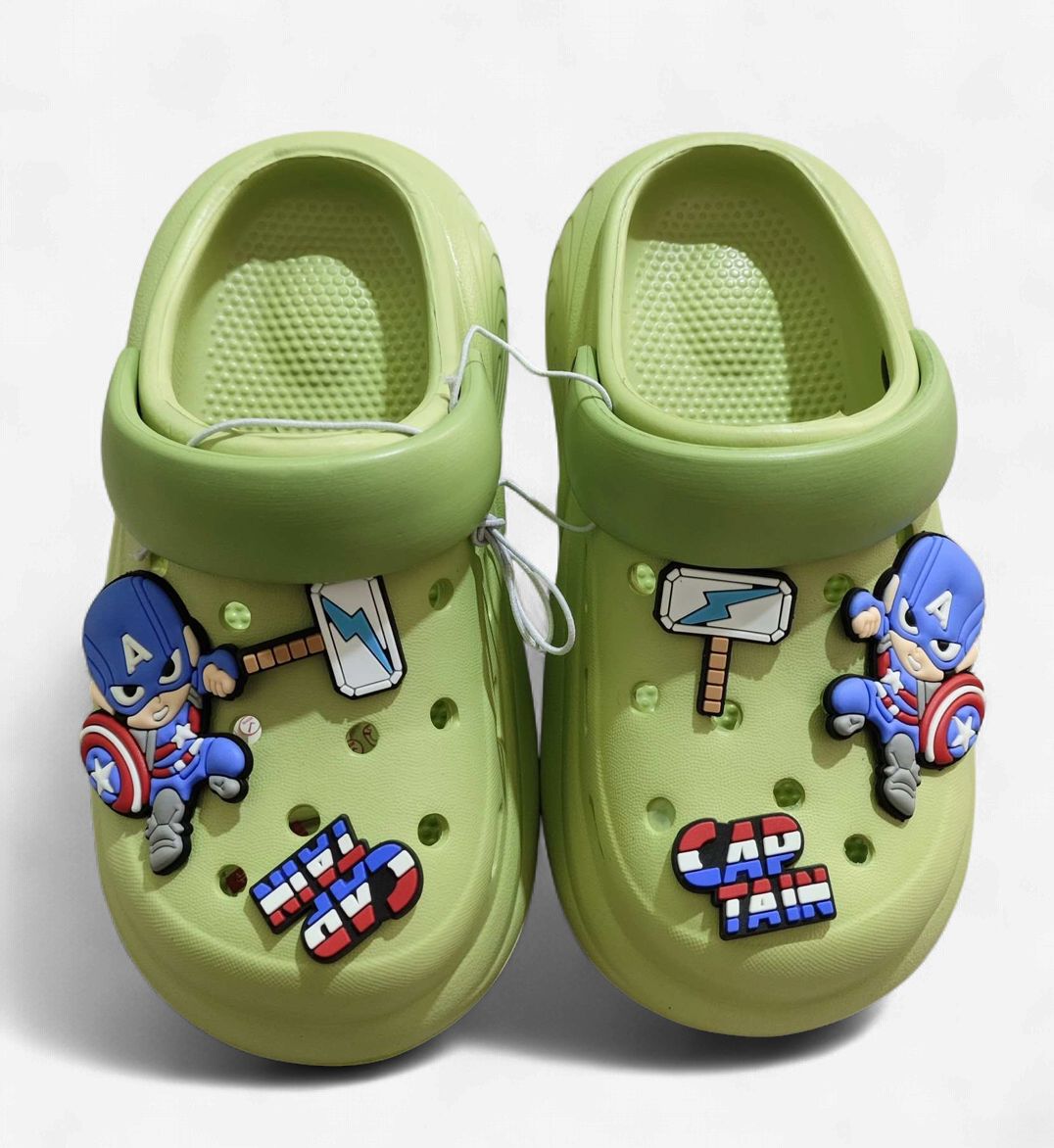 Kids Crocs Captain America {809} (60/cs)