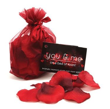 You &amp; Me Bed of Roses, Color: Red