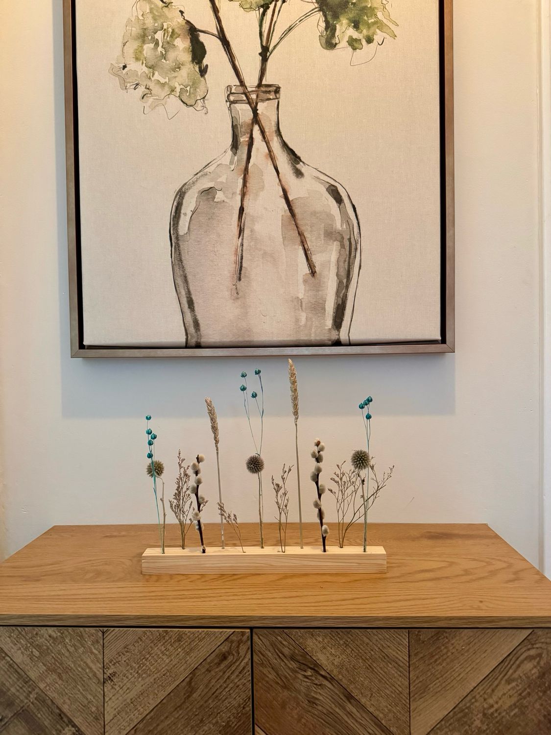 Blue & Neutral Stem Flower Bar