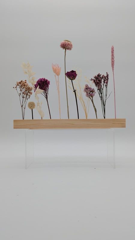 Soft Blush Flower Bar