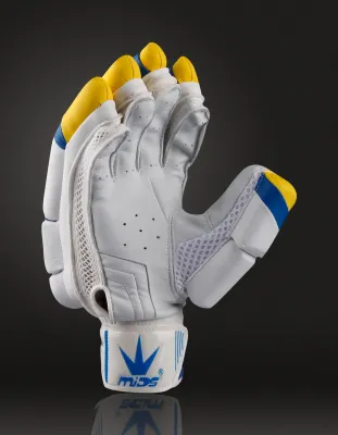 MIDS Test Players Batting Gloves