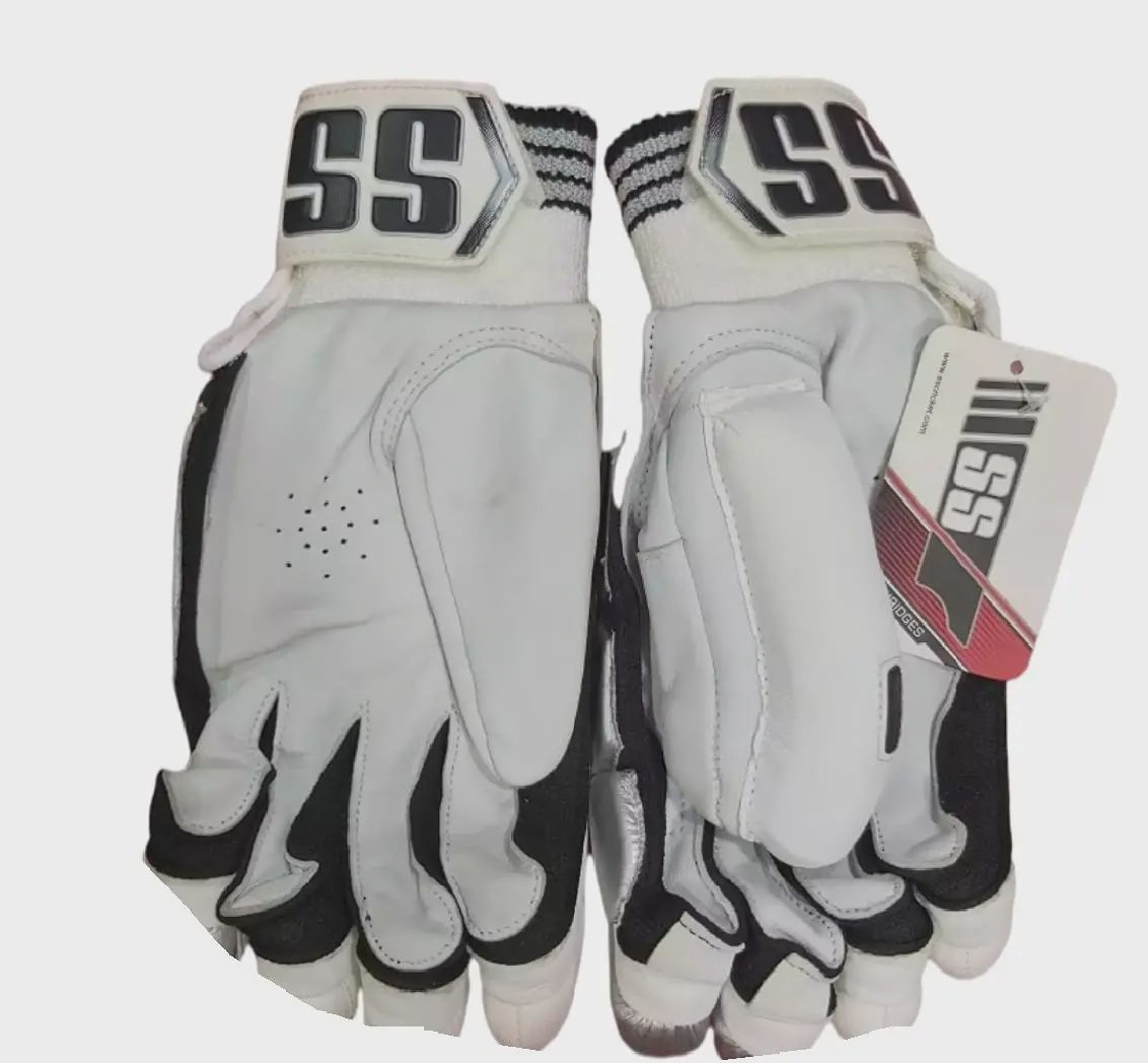 SS Players Batting Gloves